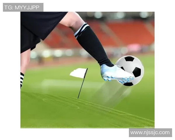 掌握足球侧身步法提升场上灵活性与反应速度的技巧分享